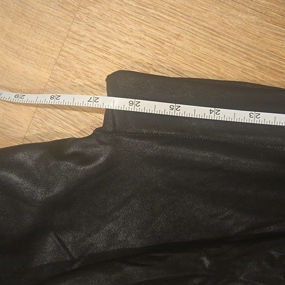 NWT SPANX Faux Leather Legging Black Size L - Picture 7 of 7